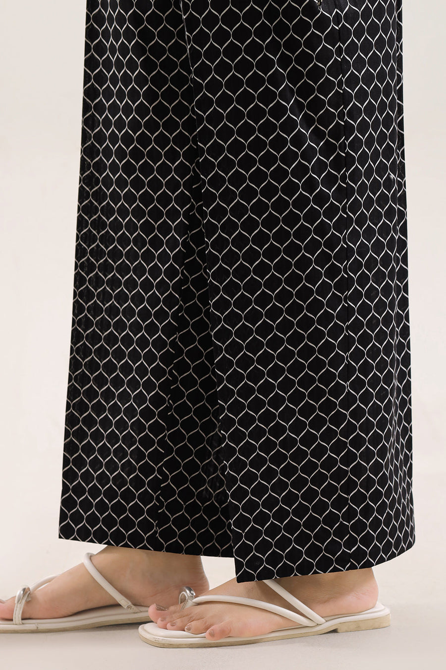 Printed Lawn Stitched 2 Piece (Shirt/Trouser) - Pehnaawaa