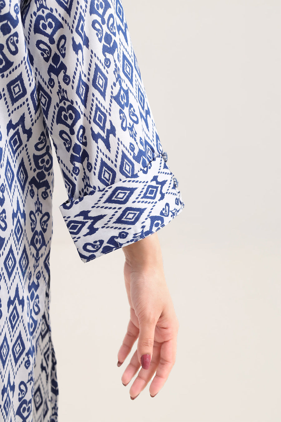 Printed Arabic Lawn Stitched 2 Piece (Shirt/Trouser) - Pehnaawaa