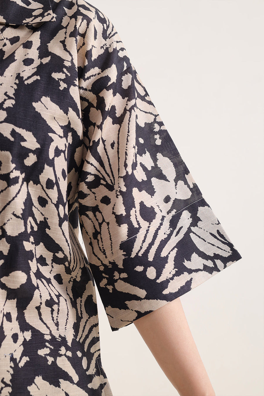 Printed Khaddar Stitched 2 Piece (Shirt/Trouser) - Pehnaawaa