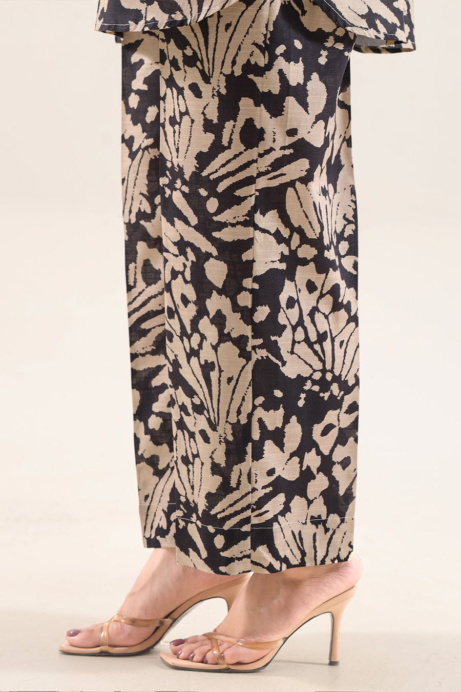 Printed Khaddar Stitched 2 Piece (Shirt/Trouser) - Pehnaawaa