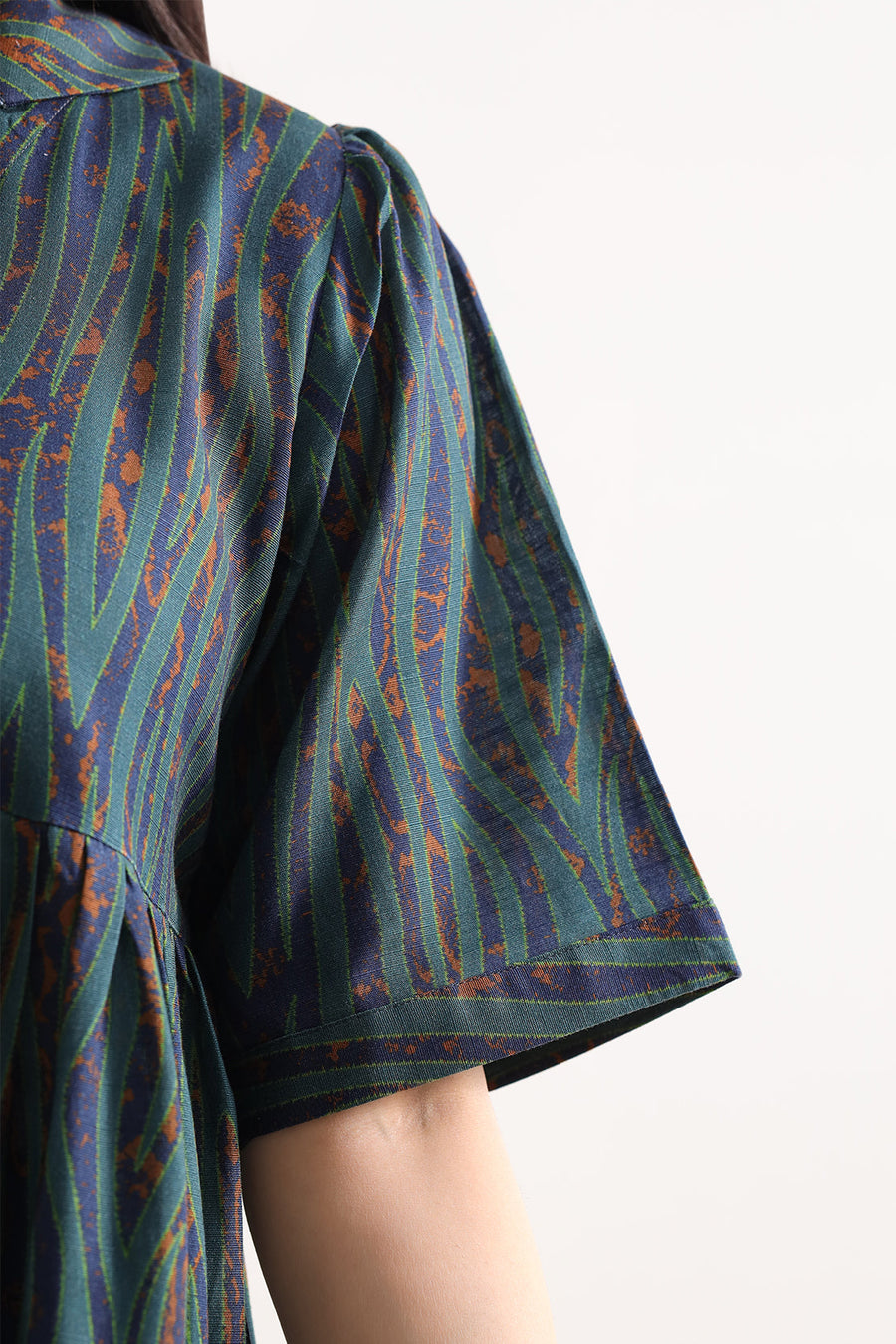 Printed Khaddar Stitched Dress - Pehnaawaa