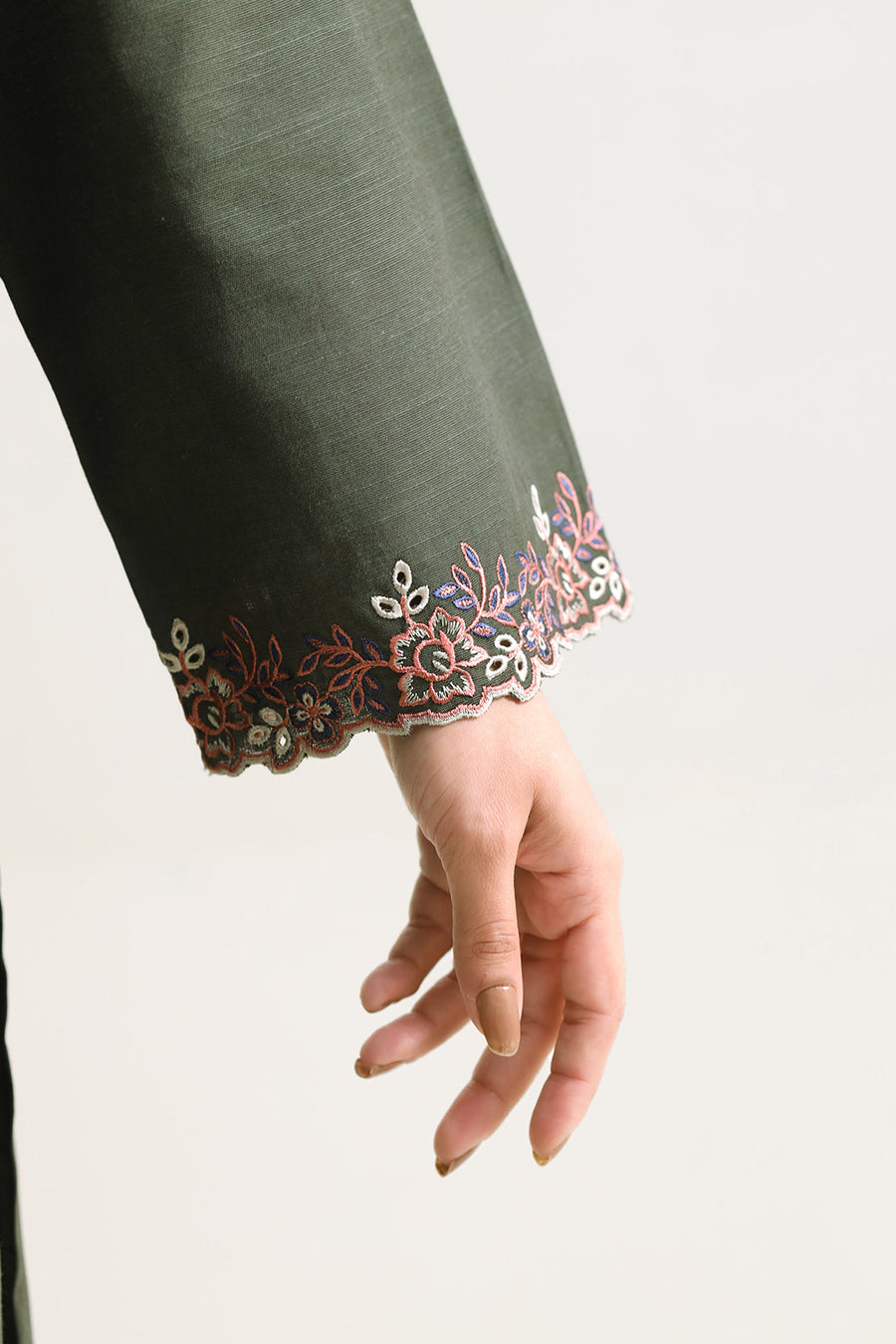 Solid Embroidered Khaddar Stitched 3 Piece - Pehnaawaa