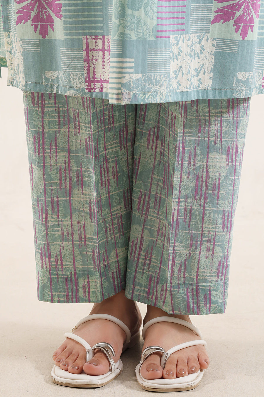 Printed Lawn Stitched 2 Piece (Shirt/Trouser)