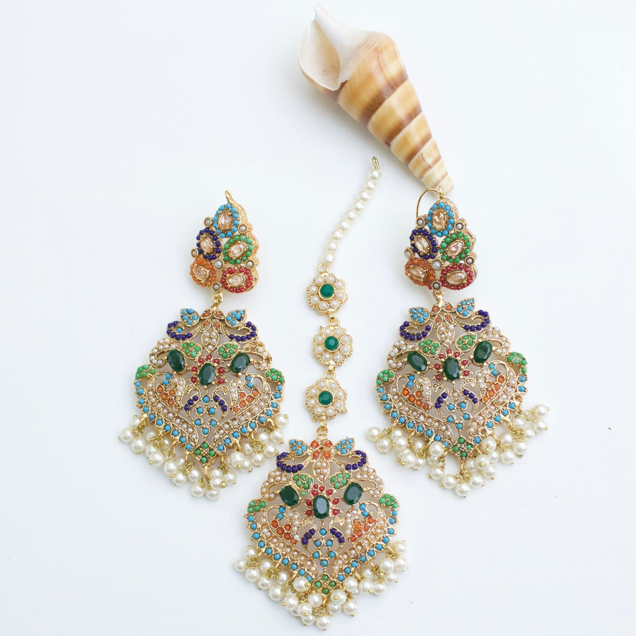 Stunning Earrings with Teeka - Pehnaawaa