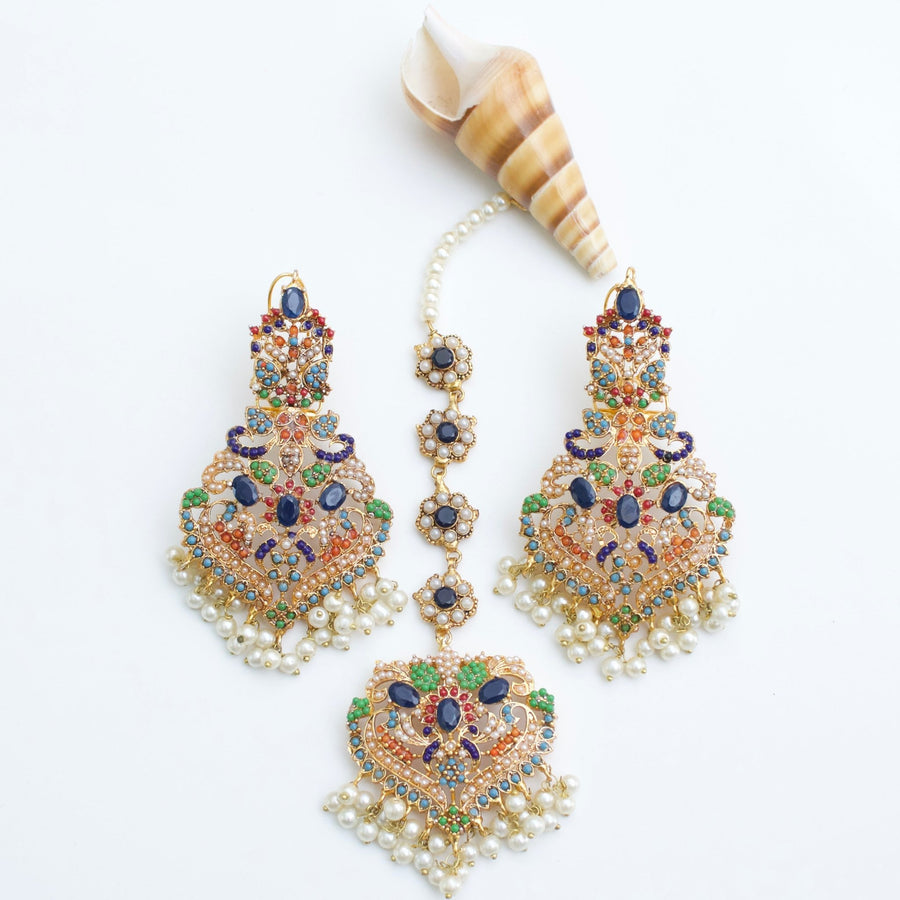 Stunning Earrings with Teeka - Pehnaawaa