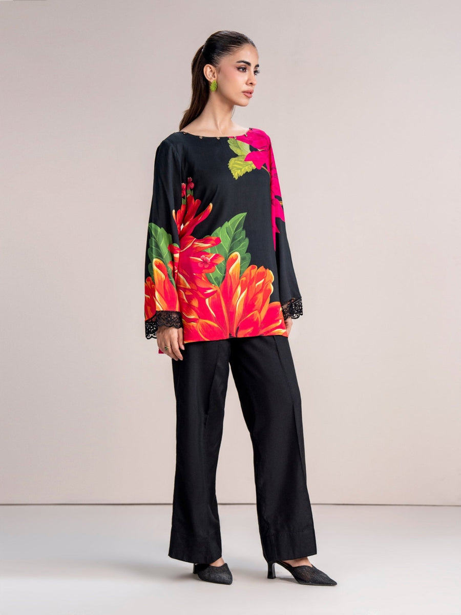 Viscose Kurti (Pret) - Embroidered (Pret) - Pehnaawaa
