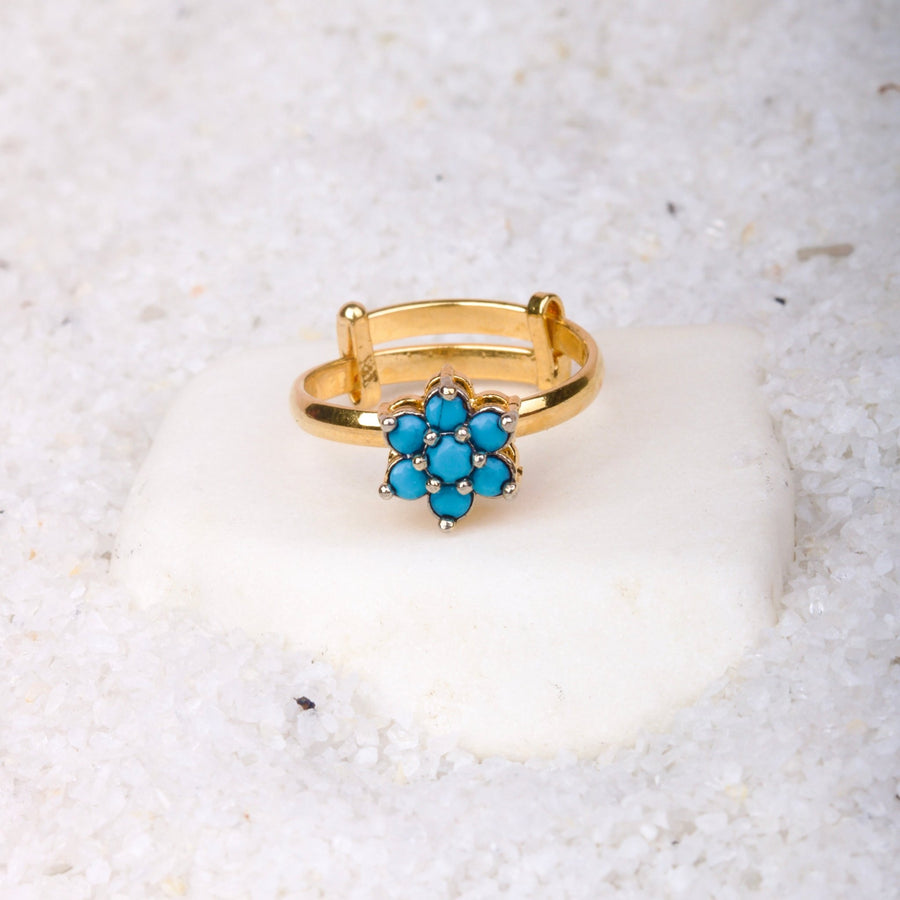 Zircoon Flowers Ring - Pehnaawaa