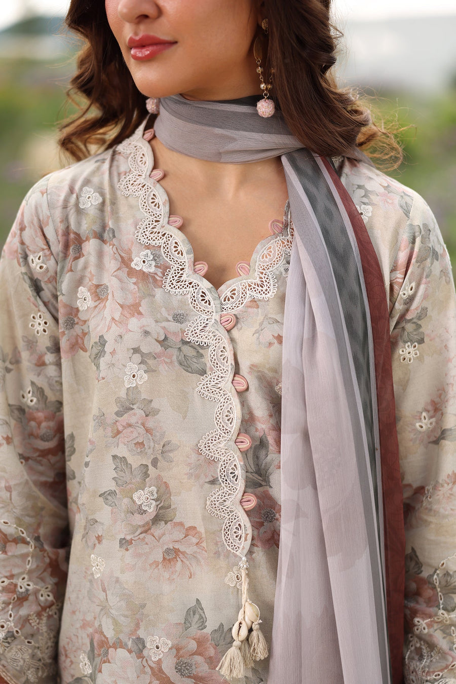 Printed Lawn SUMMER | 3-Piece 4225 V2 UQ