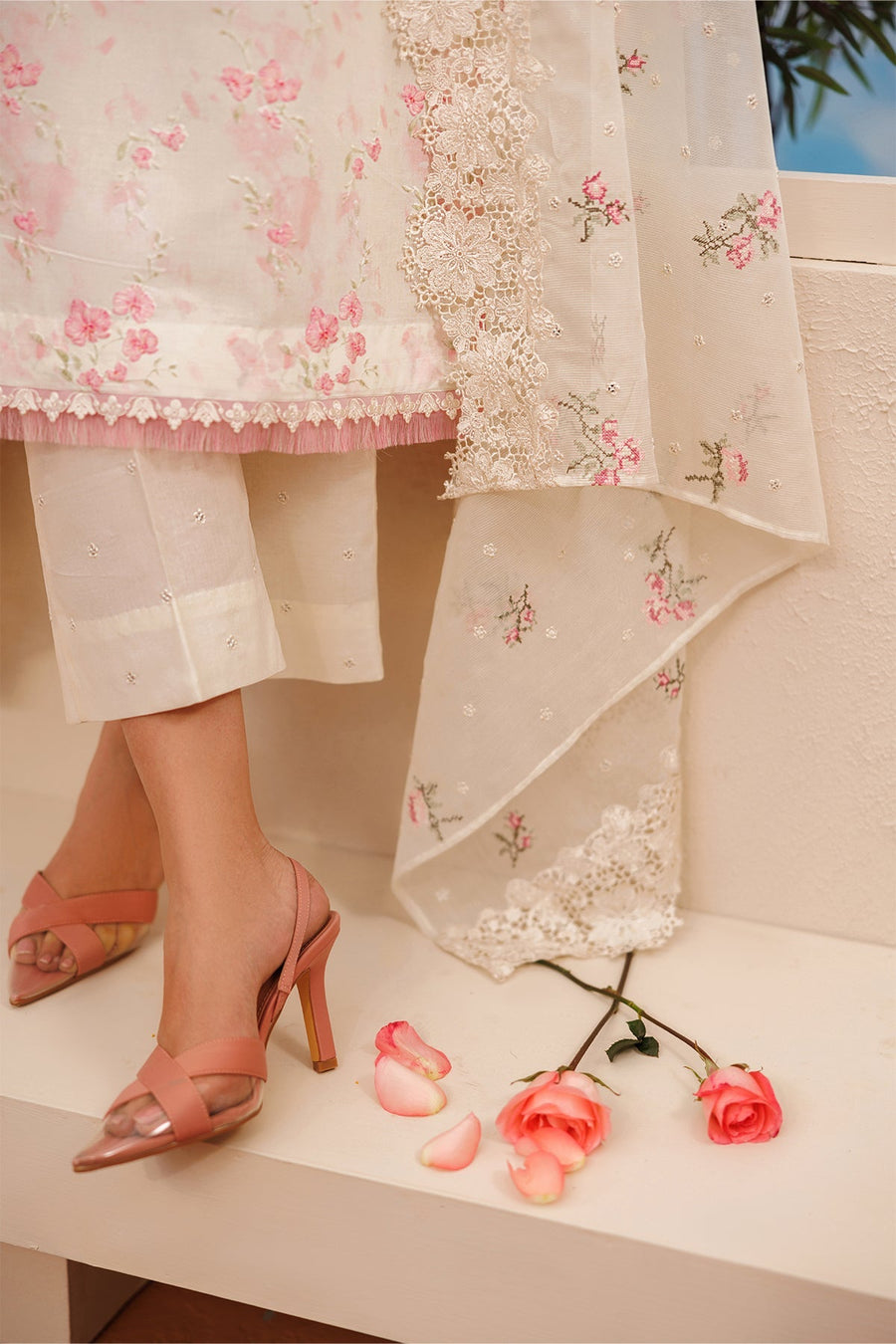 Printed Lawn SUMMER | Unstitched 4392 V2 GG