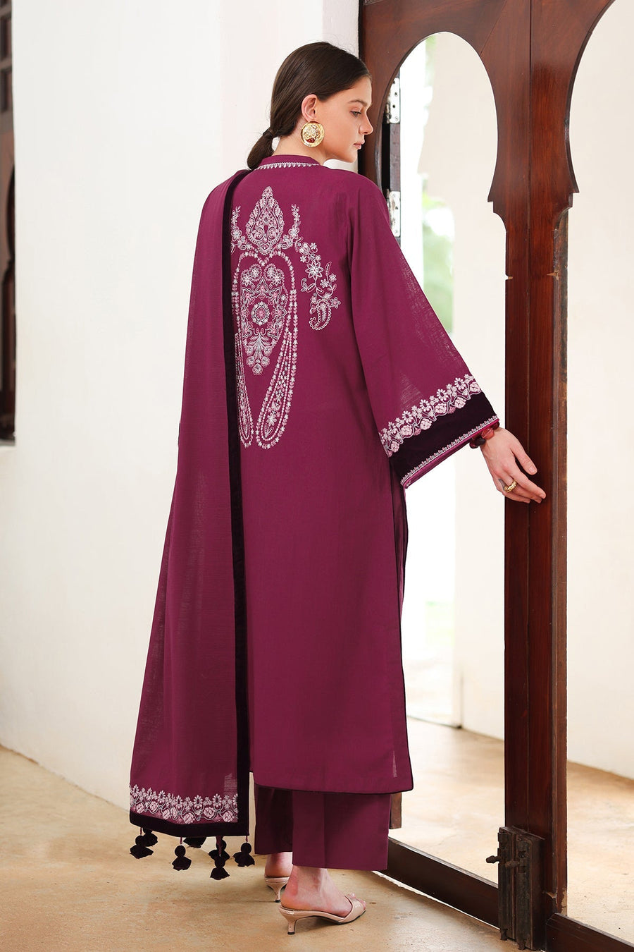 Embroidered Khaddar 3-Piece Pret Suit with Dupatta