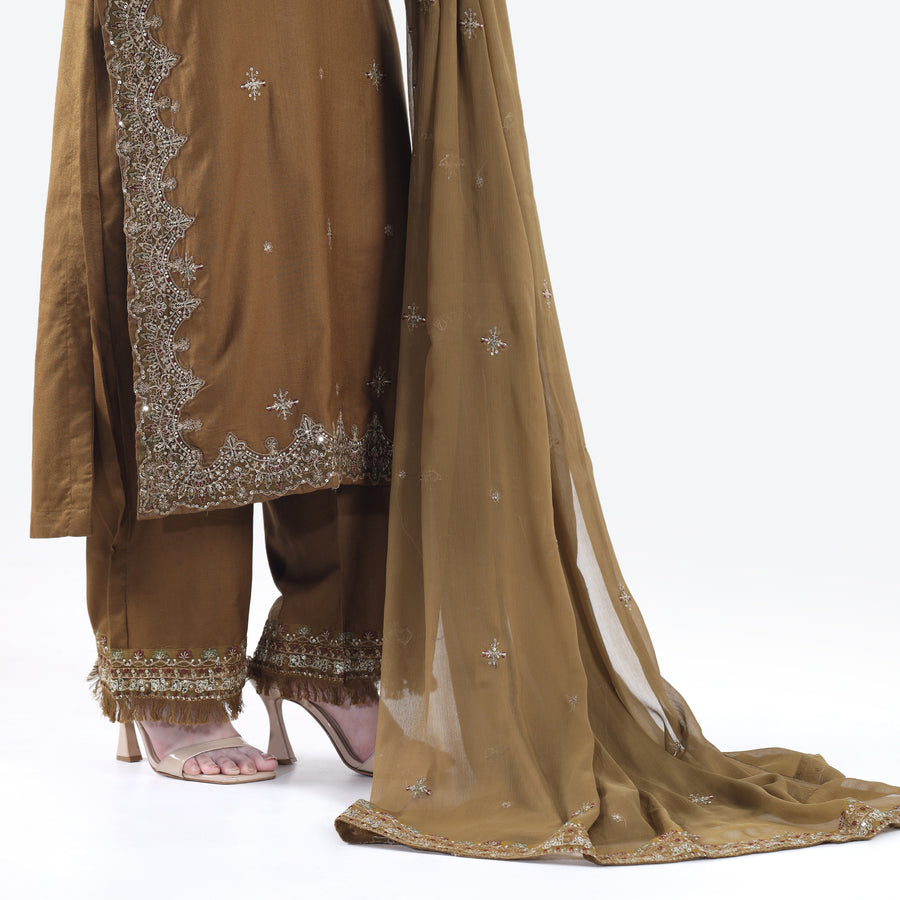 Shahmeen 3 piece ready to wear winter collection for women