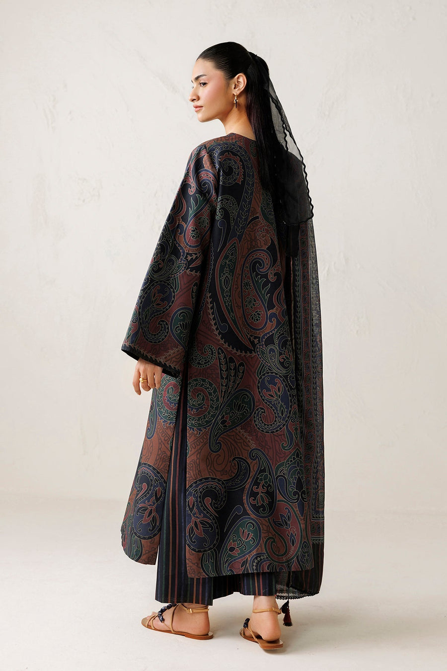 Midnight Blue and Maroon Paisley Digital Printed Lawn Suit with Cotton Silk Dupatta