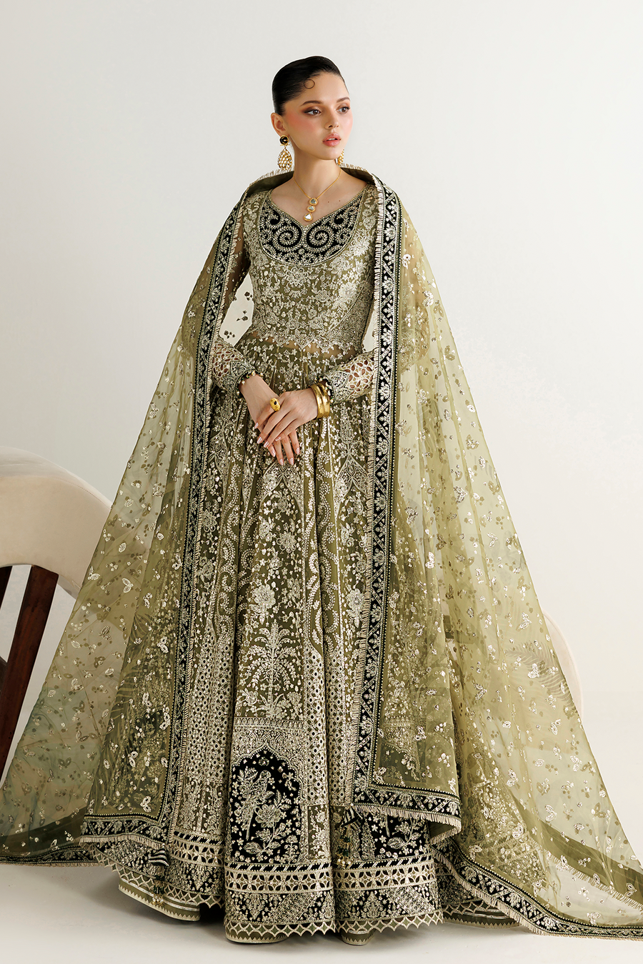 Embroidered Chiffon 3-Piece Formal Suit with Velvet Details