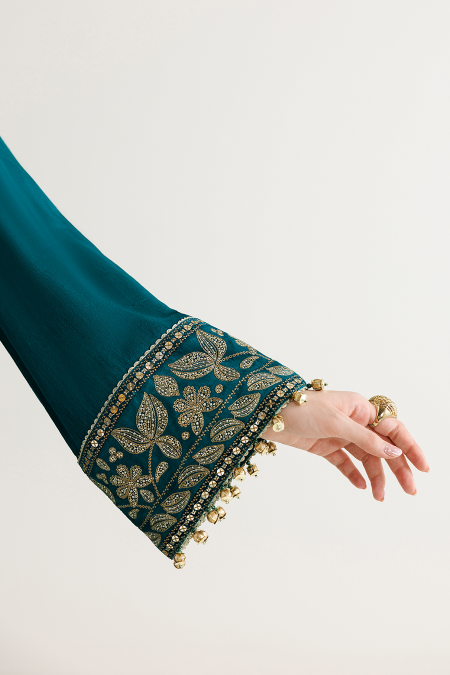 Emerald Green Embroidered Korean Raw Silk 3-Piece Suit with Chiffon Dupatta