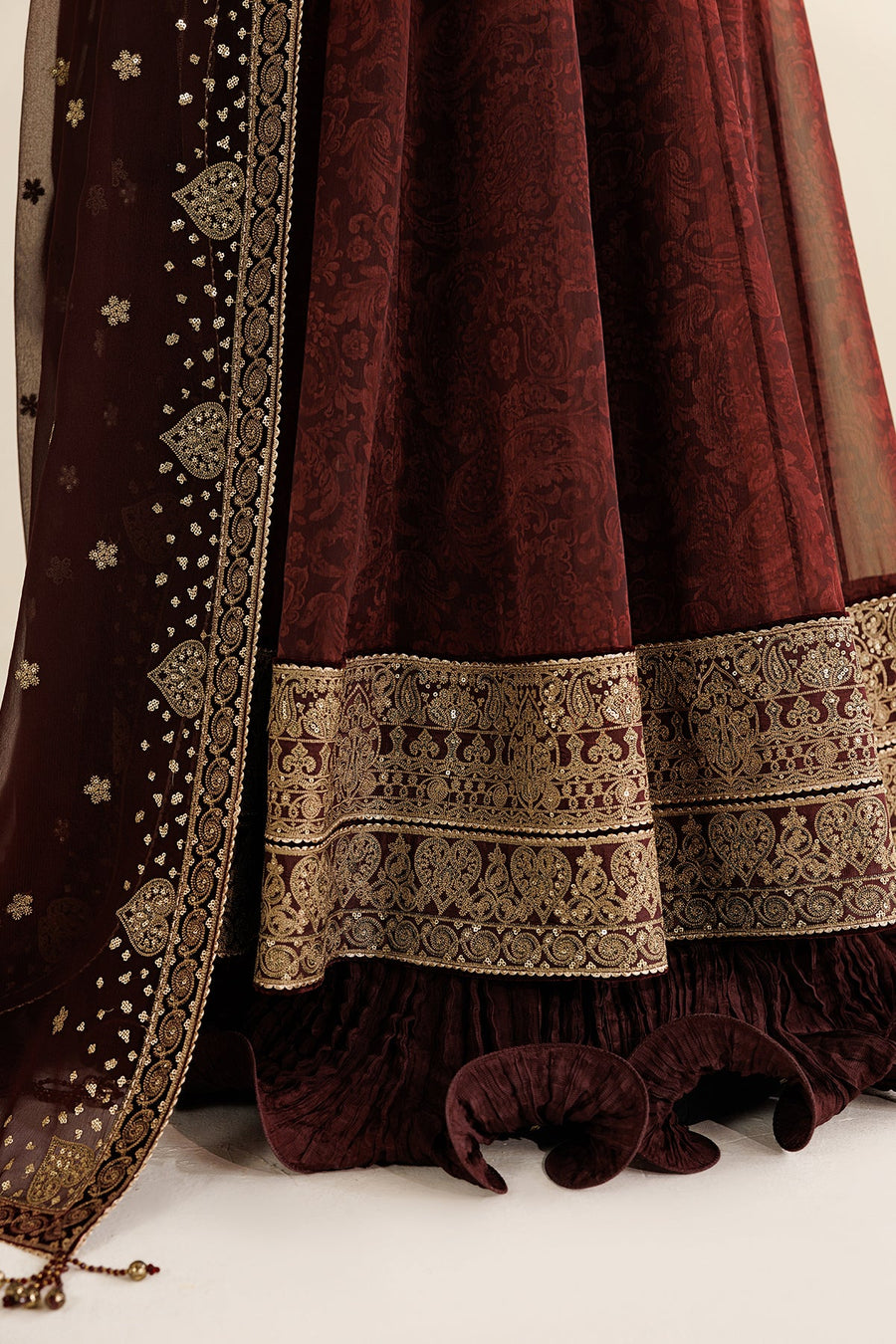 Embroidered Chiffon 3-Piece Formal Suit with Velvet Details
