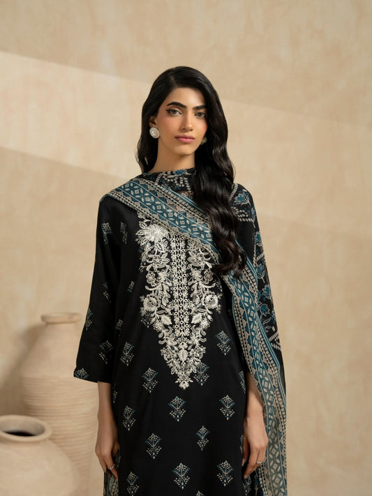 2 Piece Lawn Suit - Embroidered (Pret) - Pehnaawaa