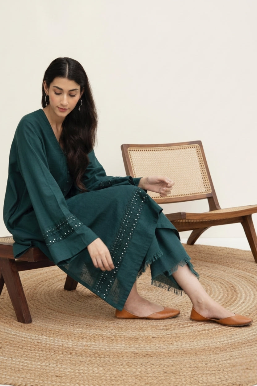 Green Bloom 2- Piece Stitched - Pehnaawaa
