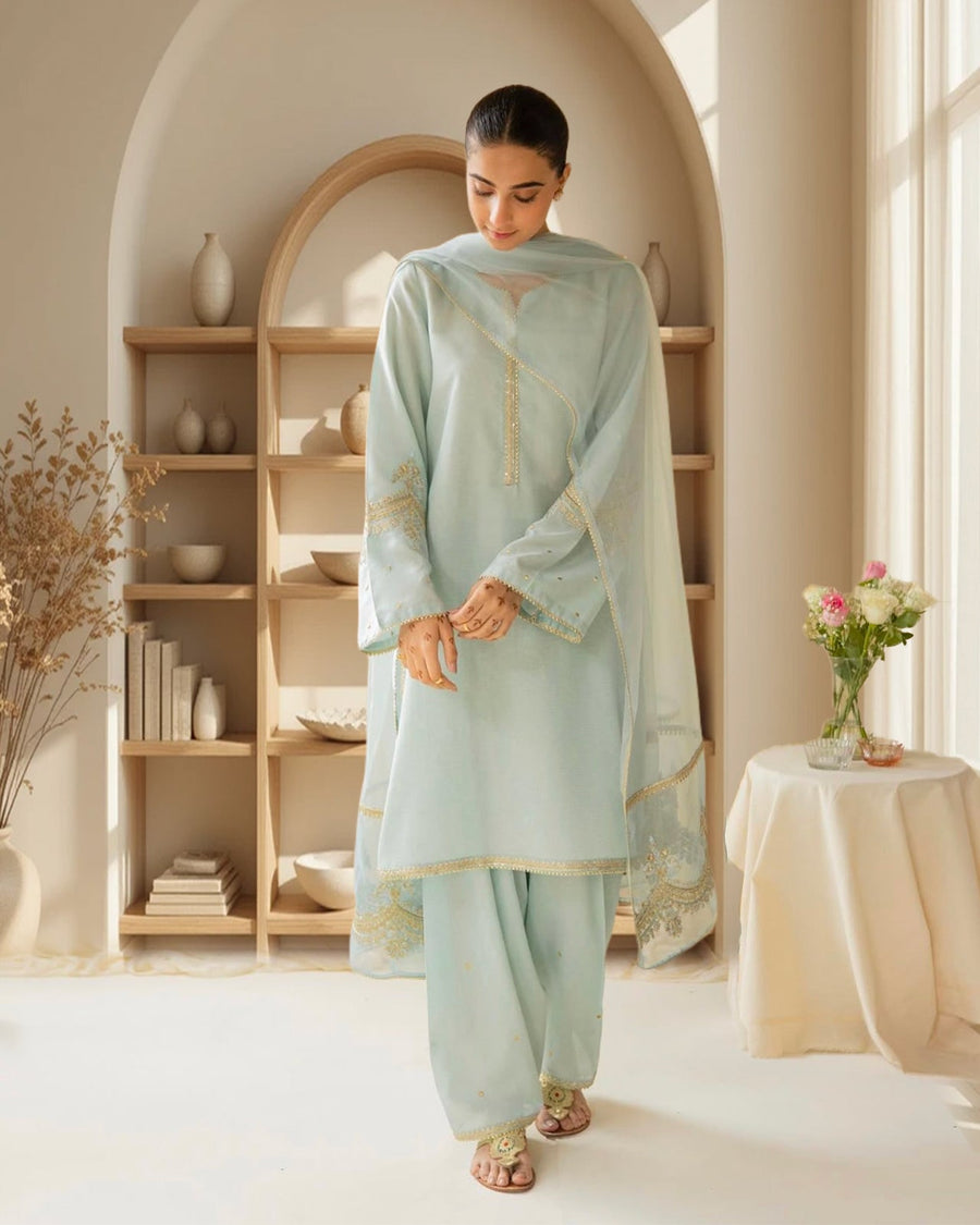 Aqua Bloom – Stylish Summer Suit for Women