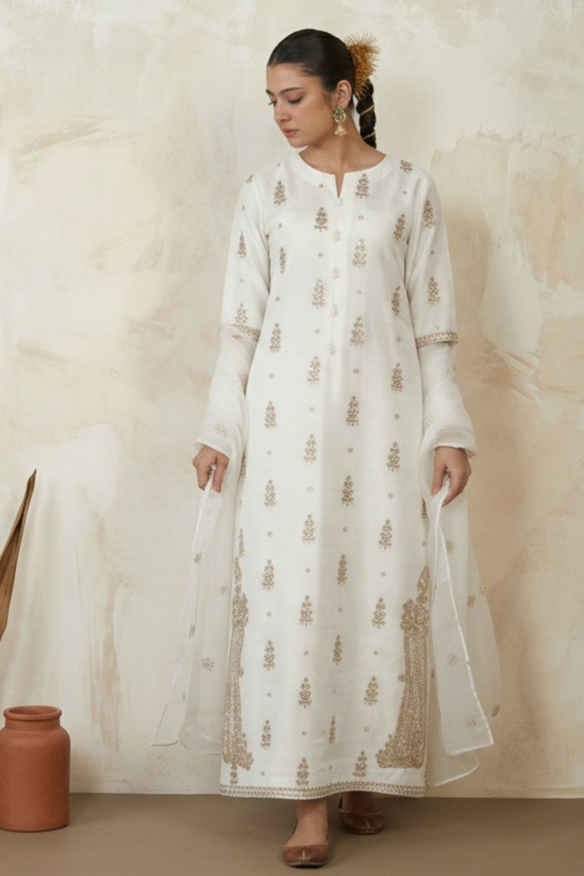 Noor e White 3- Piece Stitched Suit