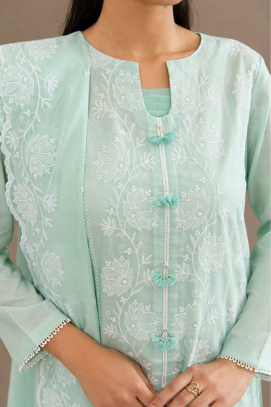 LAWN | EMBROIDERED - Pehnaawaa