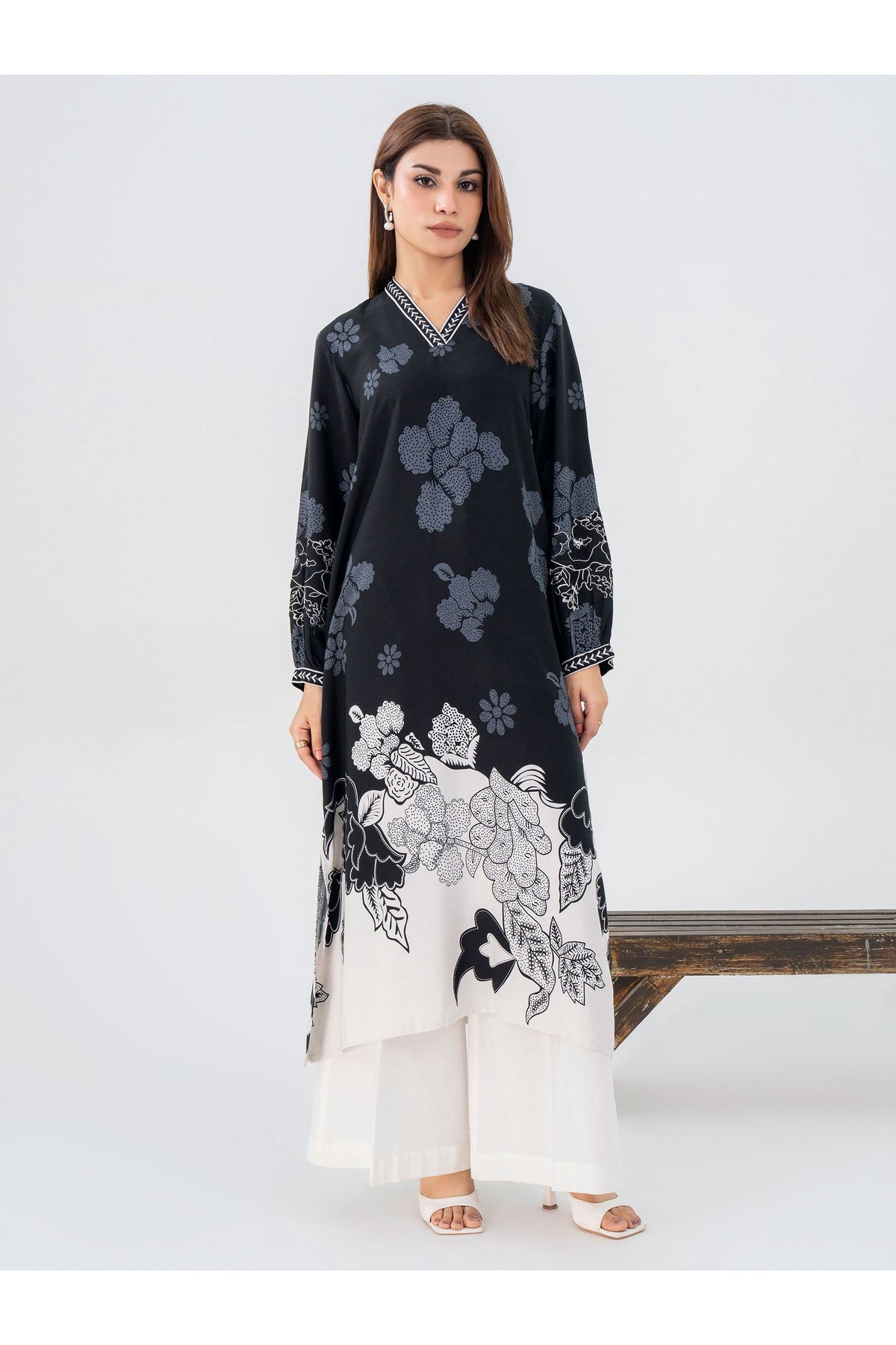 Embroidered Linen Shirt for Everyday Style