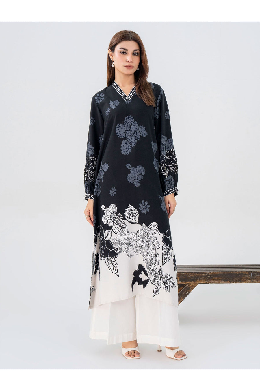 Embroidered Linen Shirt for Everyday Style
