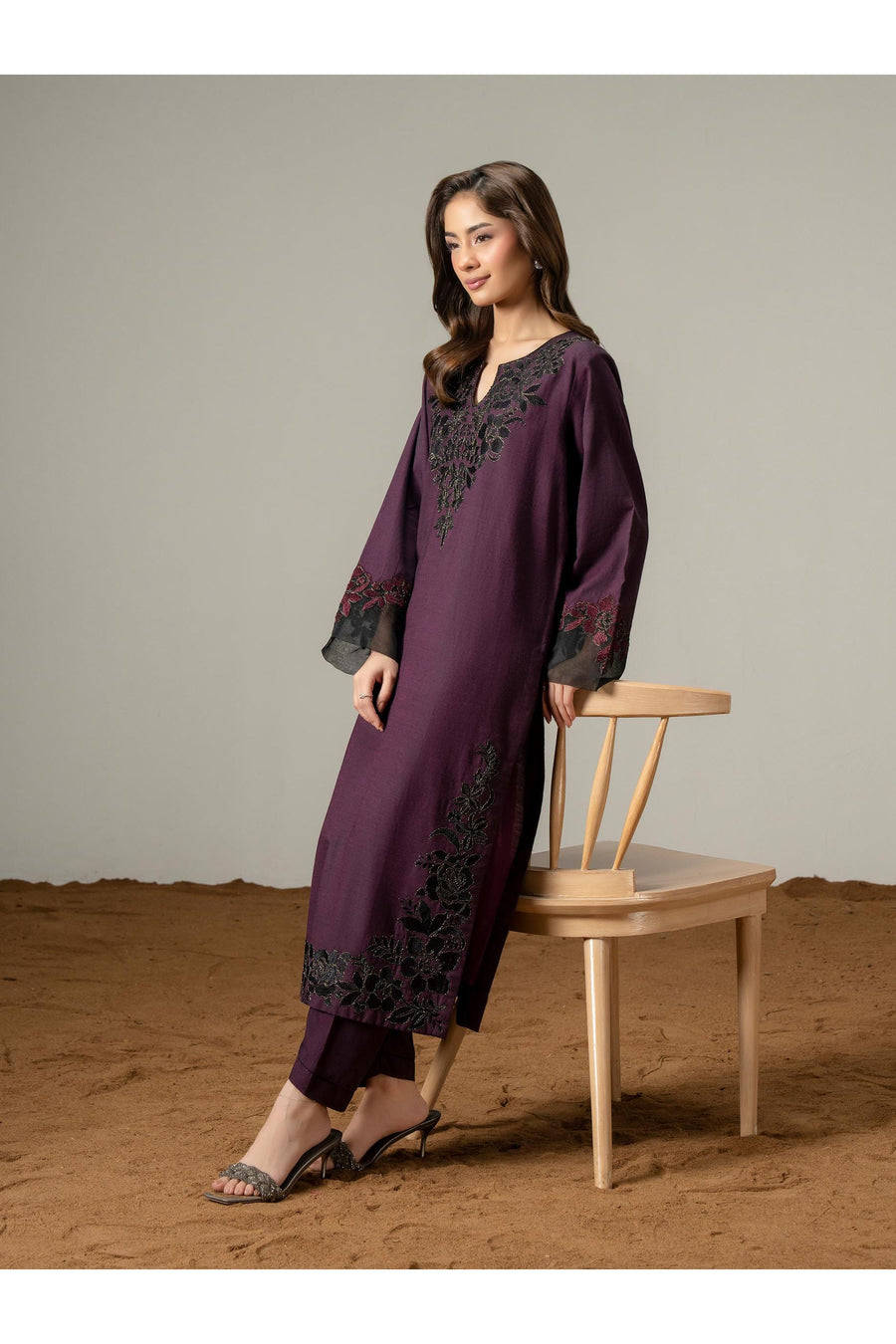 Yarn Dyed 2 Piece Embroidered Suit Set