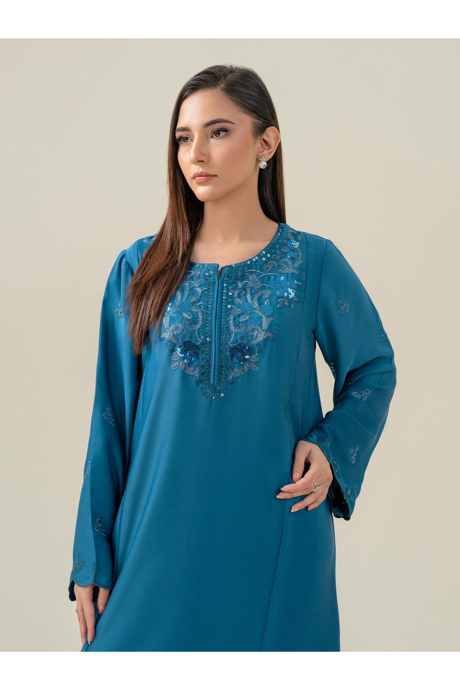 Embroidered Silk Suit Set for Effortless Style