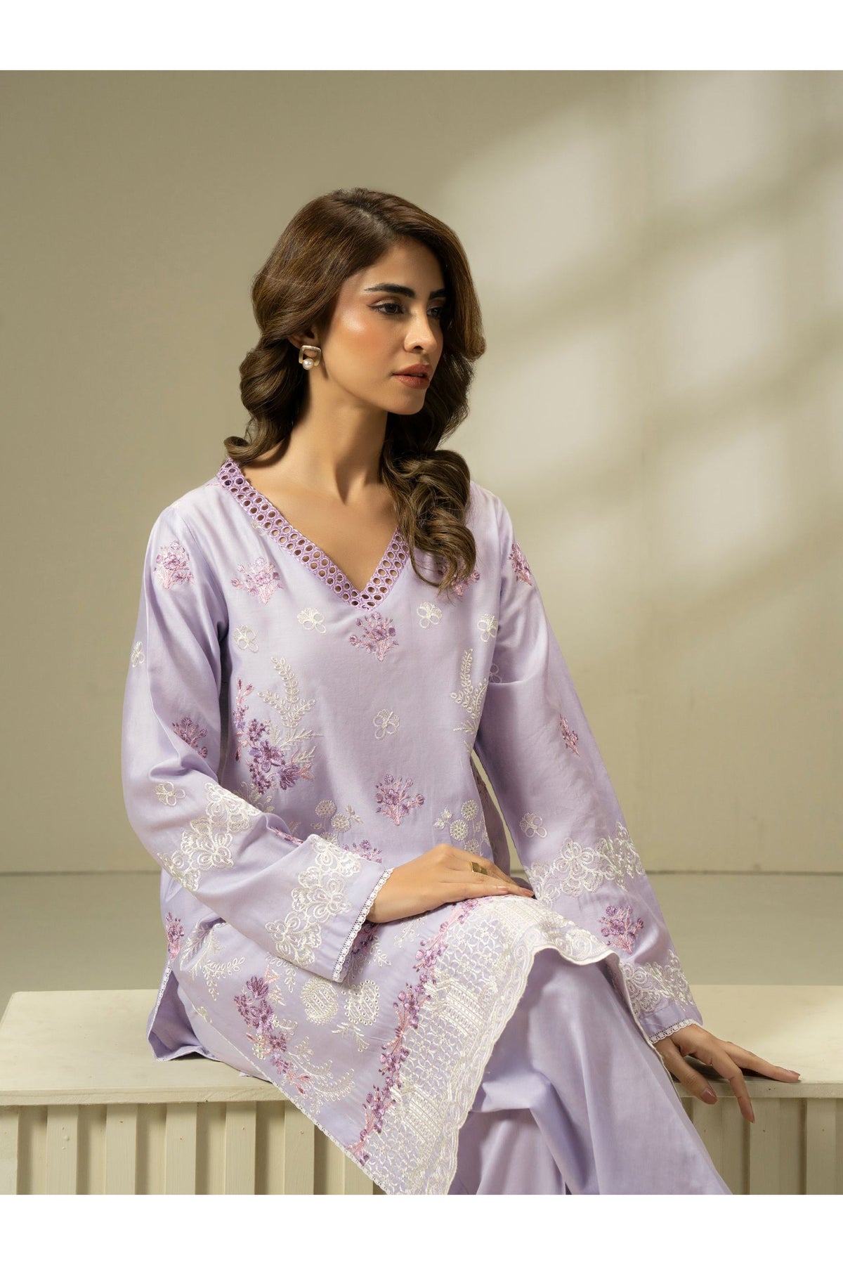 Stylish Embroidered Satin 2-Piece Suit