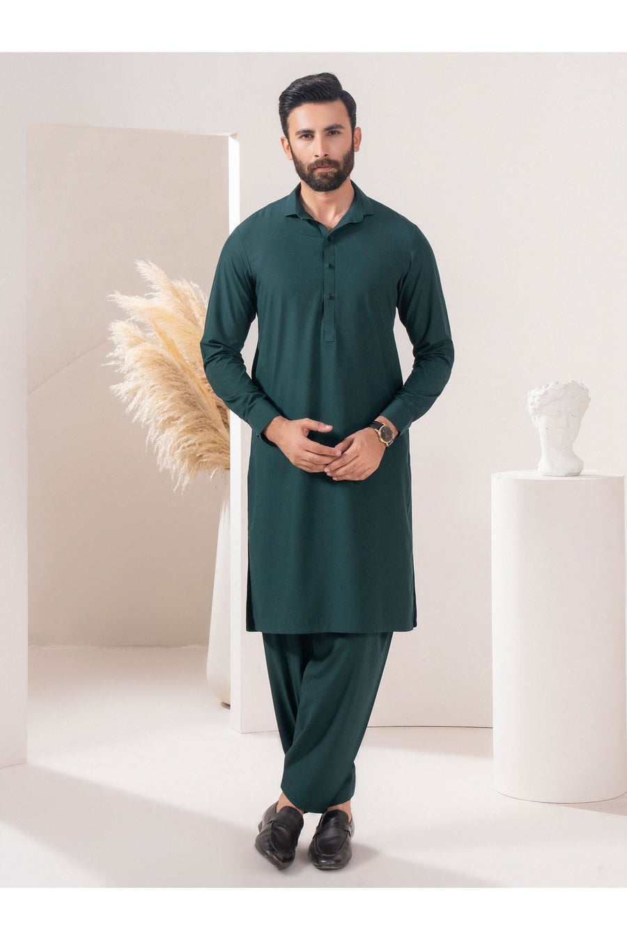 Men's Wash And Wear Suit For Effortless Everyday Elegance
