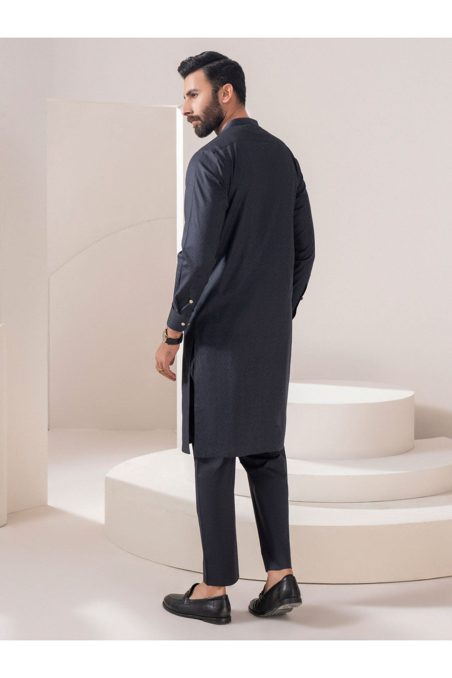 Elegant Self Jacquard Mens Formal Suit For Distinguished Occasions