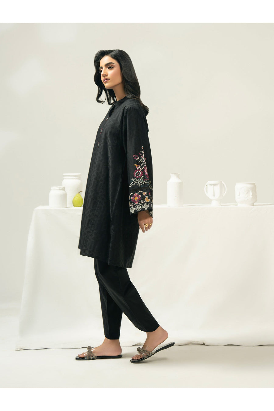 Chic Embroidered Jacquard Suit Set for You