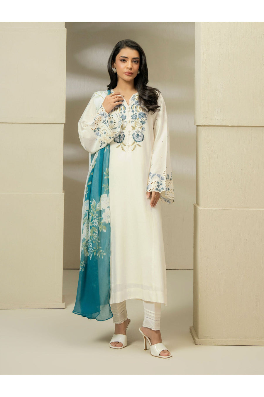 Embroidered 3 Piece Dobby Suit Set for You