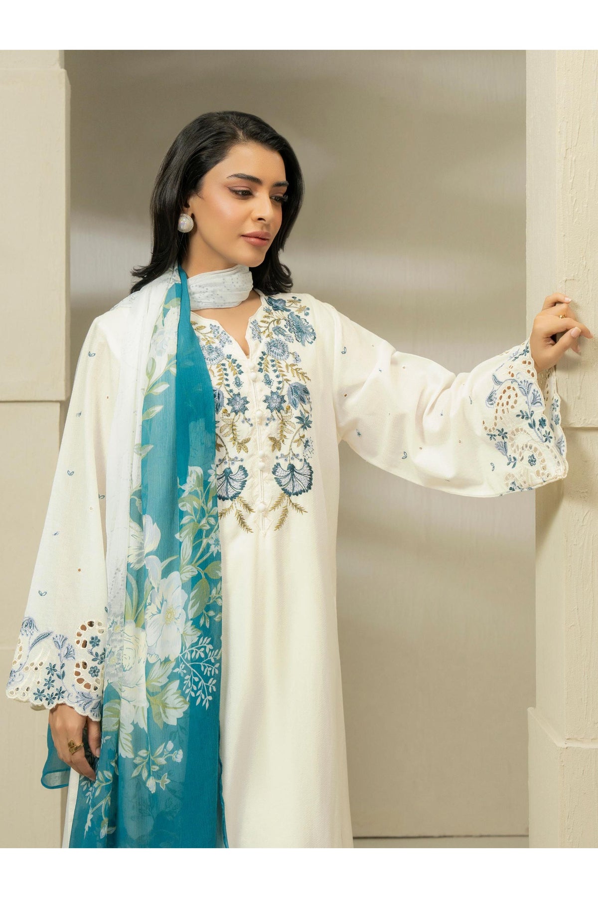 Embroidered 3 Piece Dobby Suit Set for You