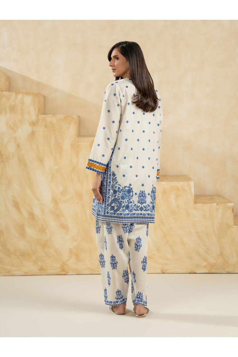 Embroidered 2 Piece Lawn Suit for Summer