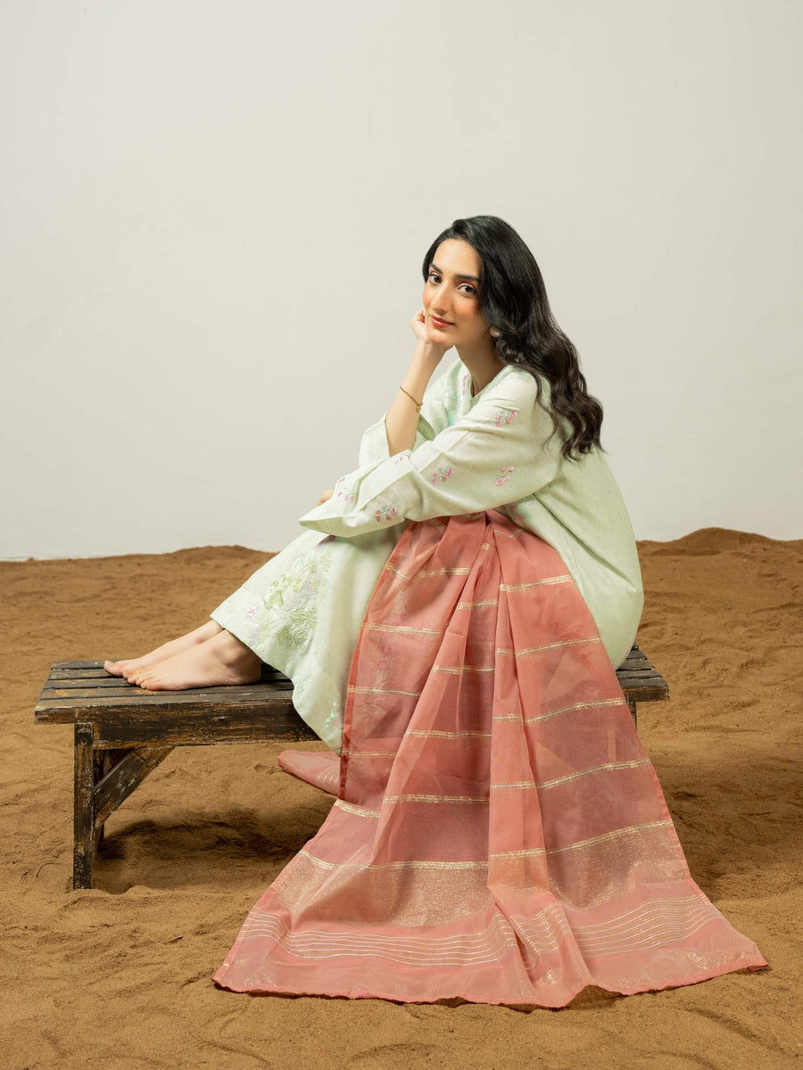 3 Piece Jacquard Suit-Embroidered (Pret) - Pehnaawaa