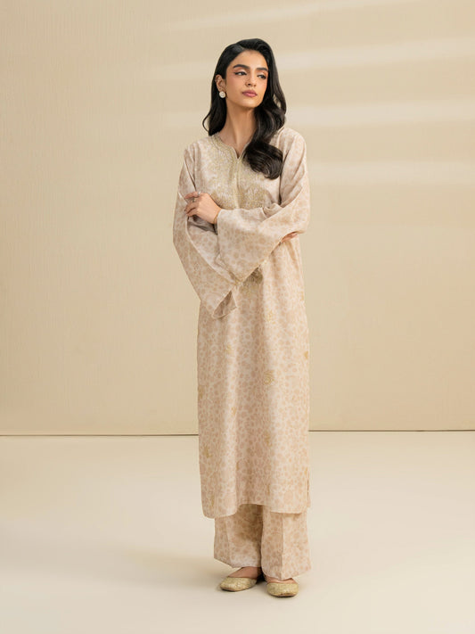 2 Piece Grip Suit-Embroidered (Pret) - Pehnaawaa