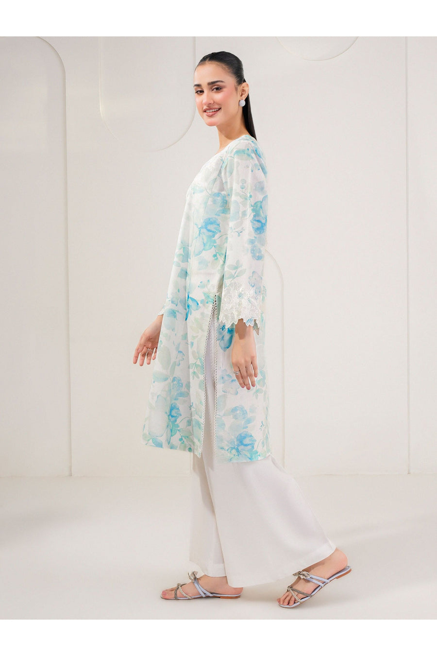 Embroidered Lawn Shirt for Everyday Style