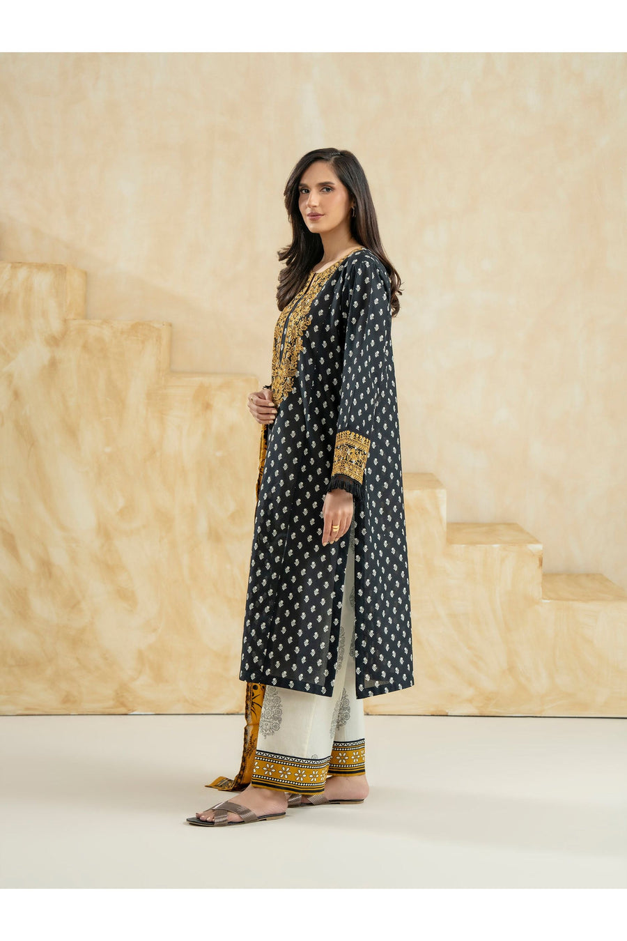 Embroidered 3 Piece Lawn Suit for Summer Fun