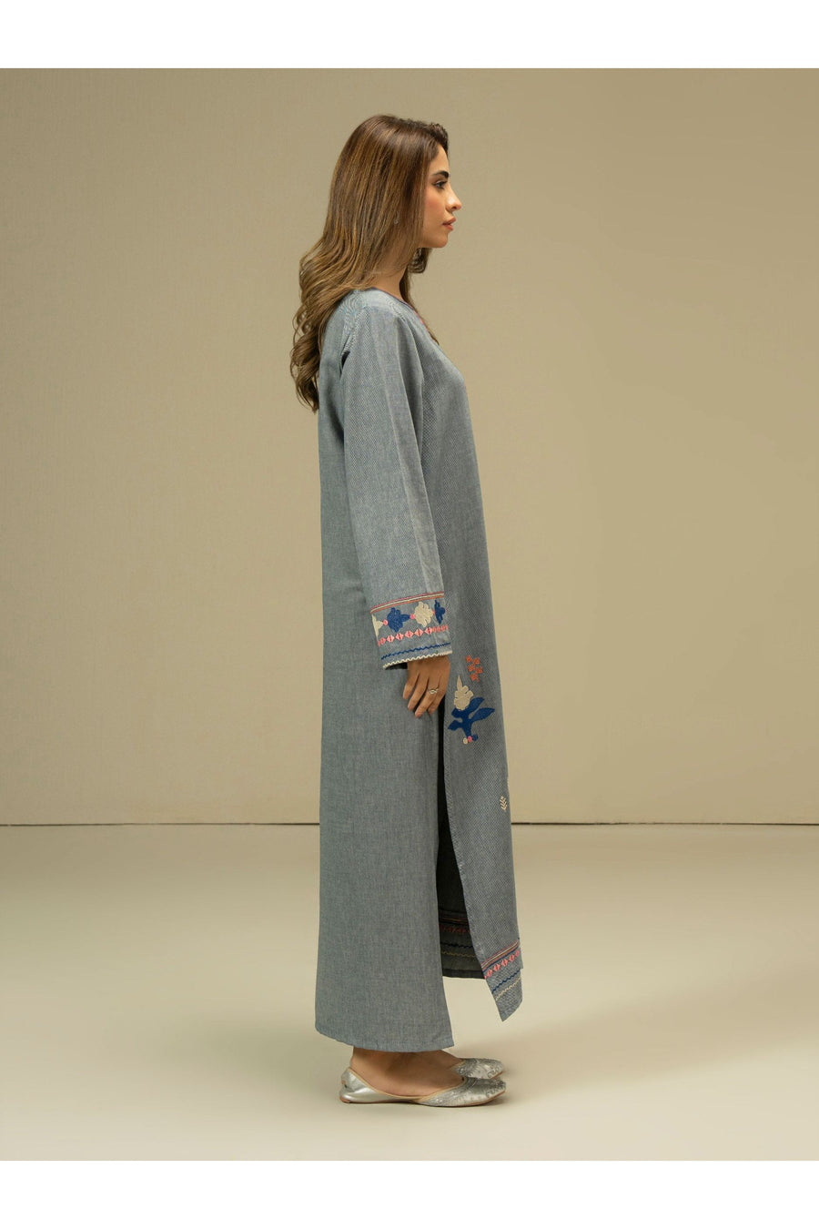 Yarn Dyed 2 Piece Embroidered Suit Set
