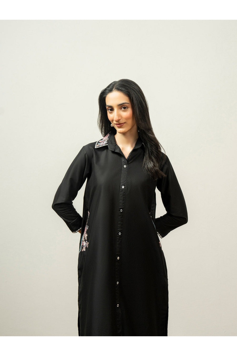Embroidered Cambric Shirt for Everyday Style