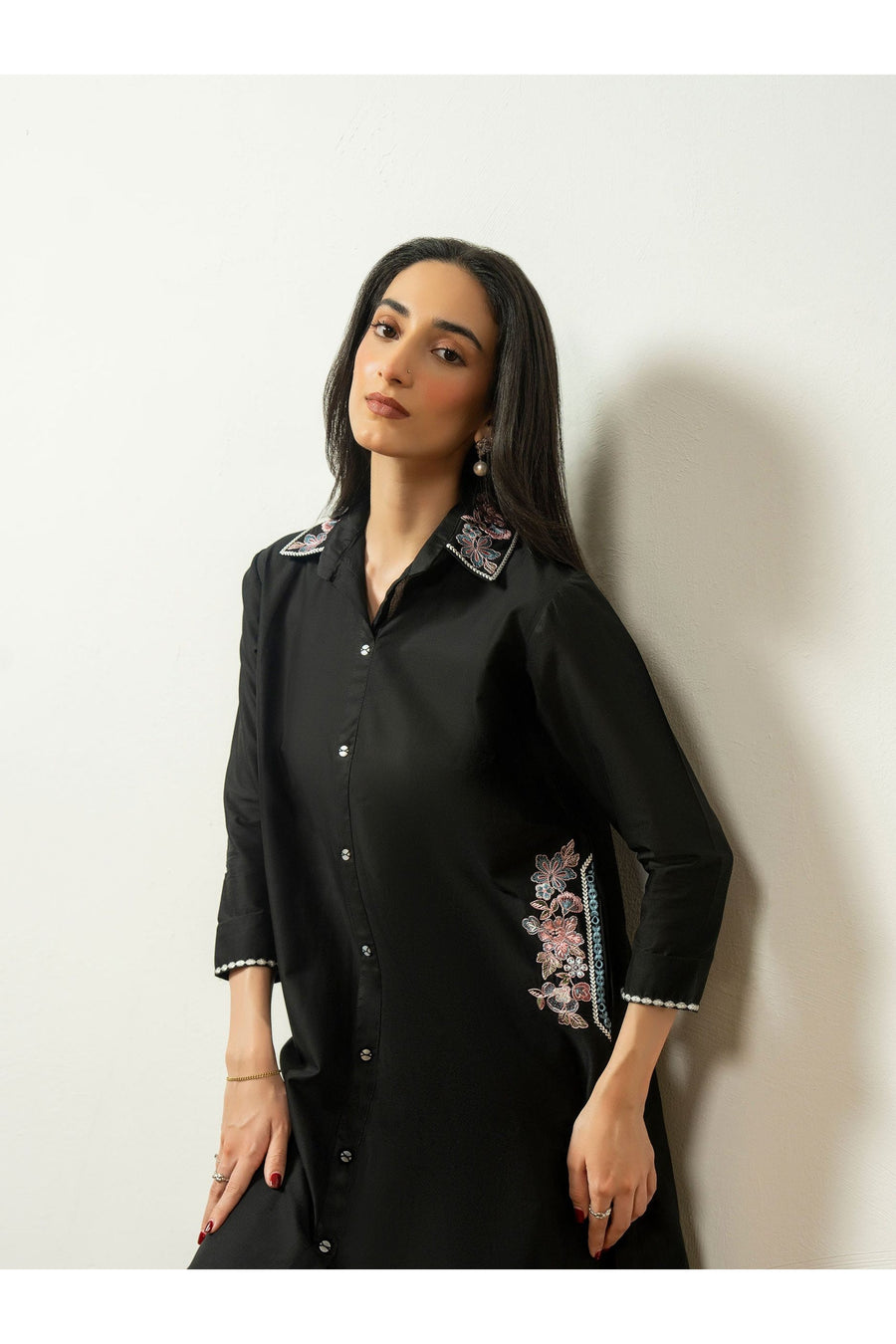 Embroidered Cambric Shirt for Everyday Style