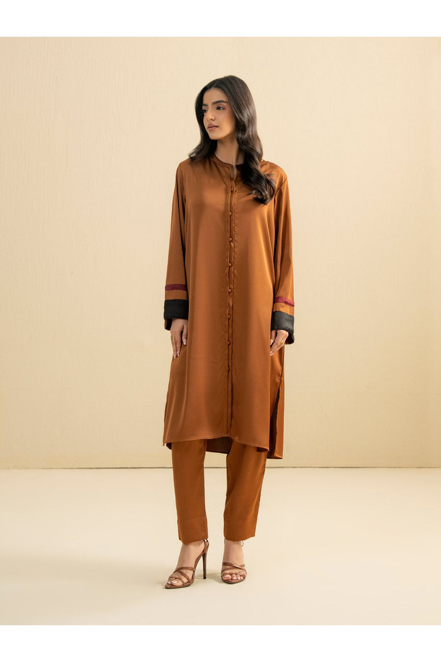 Silk Two-Piece Suit for Casual Elegance