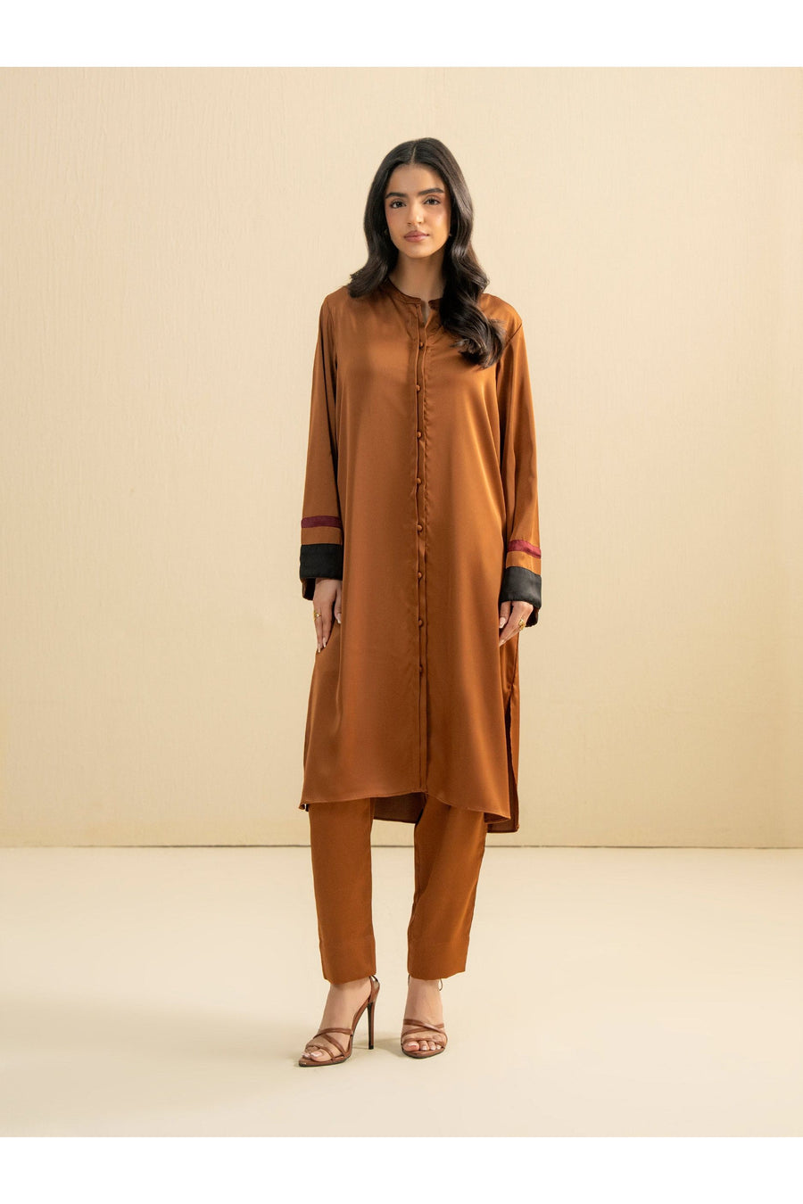 Silk Two-Piece Suit for Casual Elegance