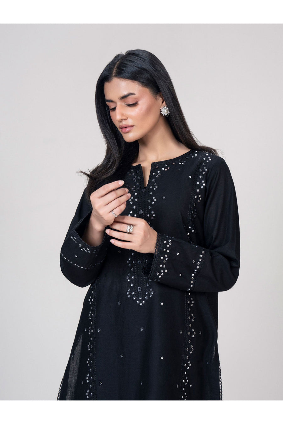 Midnight Khaddar 2-Piece Kurta Set | Sequin Cutdana