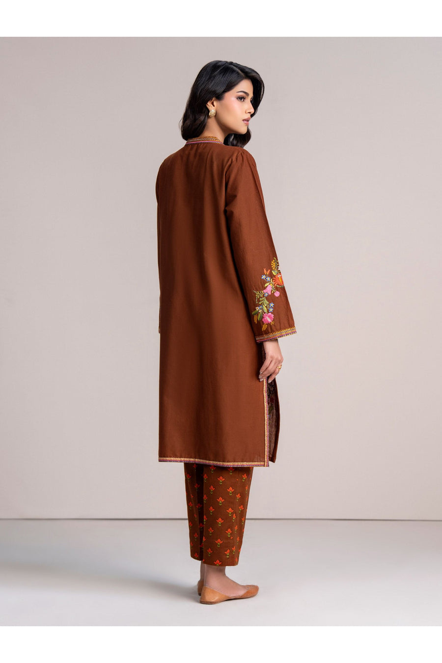 Rust Brown Khaddar 2-Piece Suit | Floral Resham Embroidery
