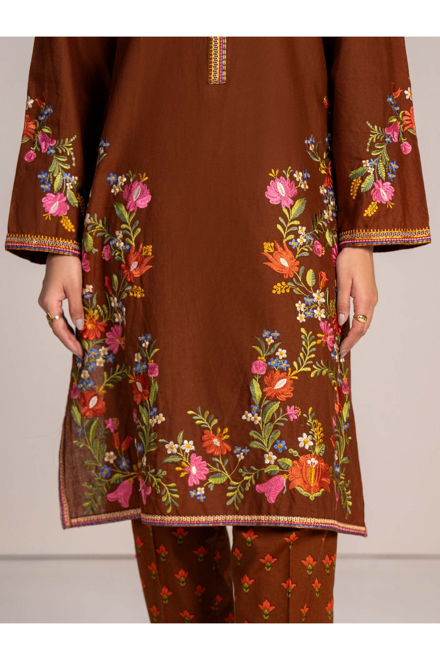 Rust Brown Khaddar 2-Piece Suit | Floral Resham Embroidery
