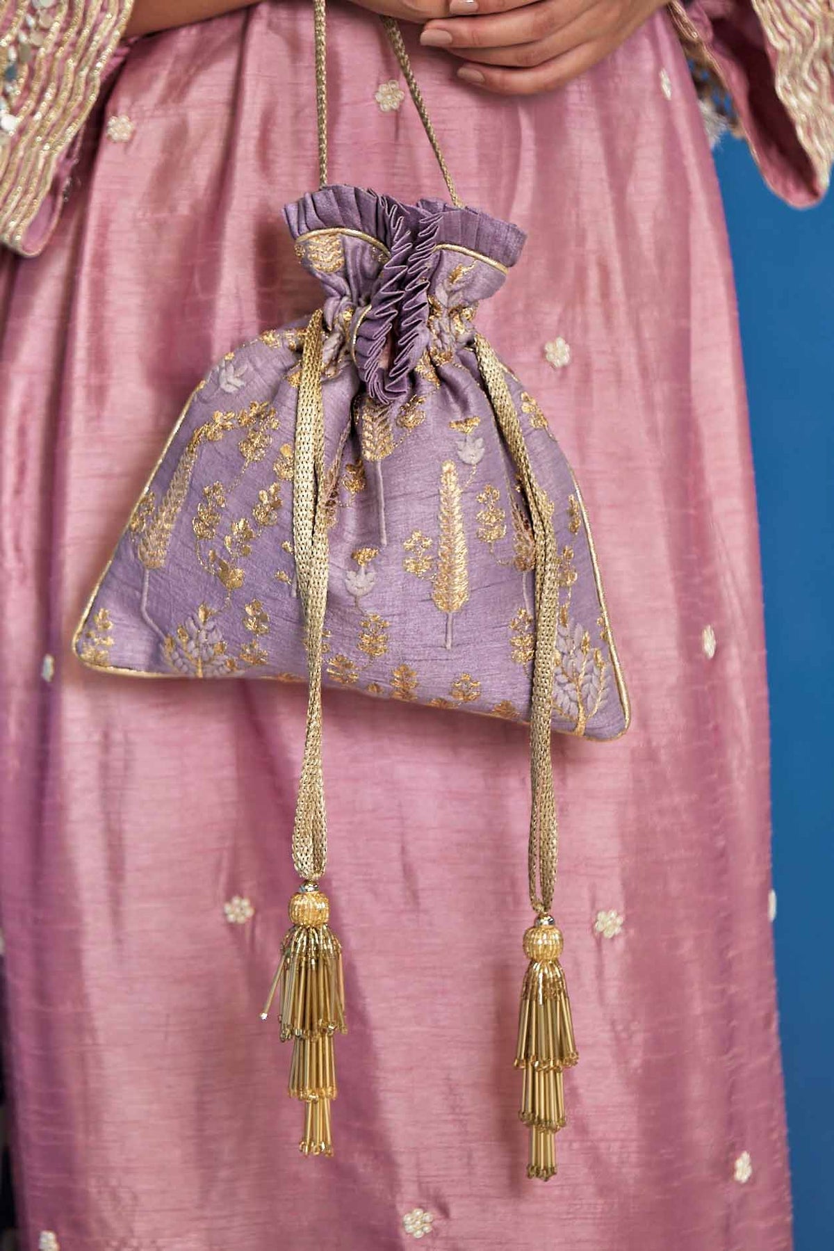 Arbre Silk Potli Bag - Wisteria