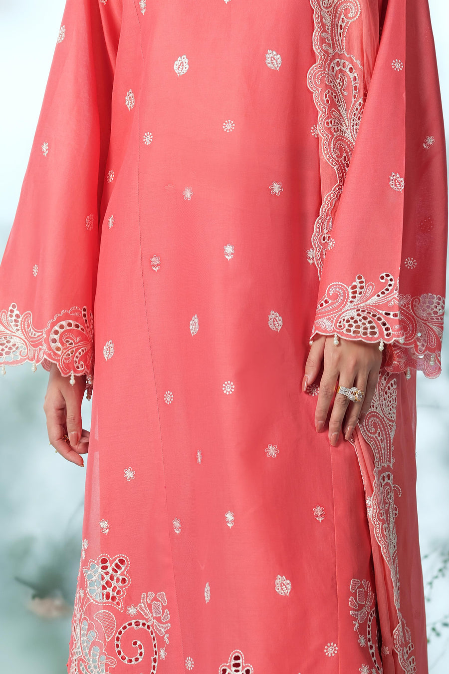 LAWN | EMBROIDERED - Pehnaawaa