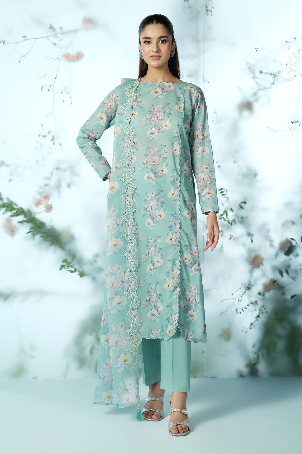 LAWN | EMBROIDERED